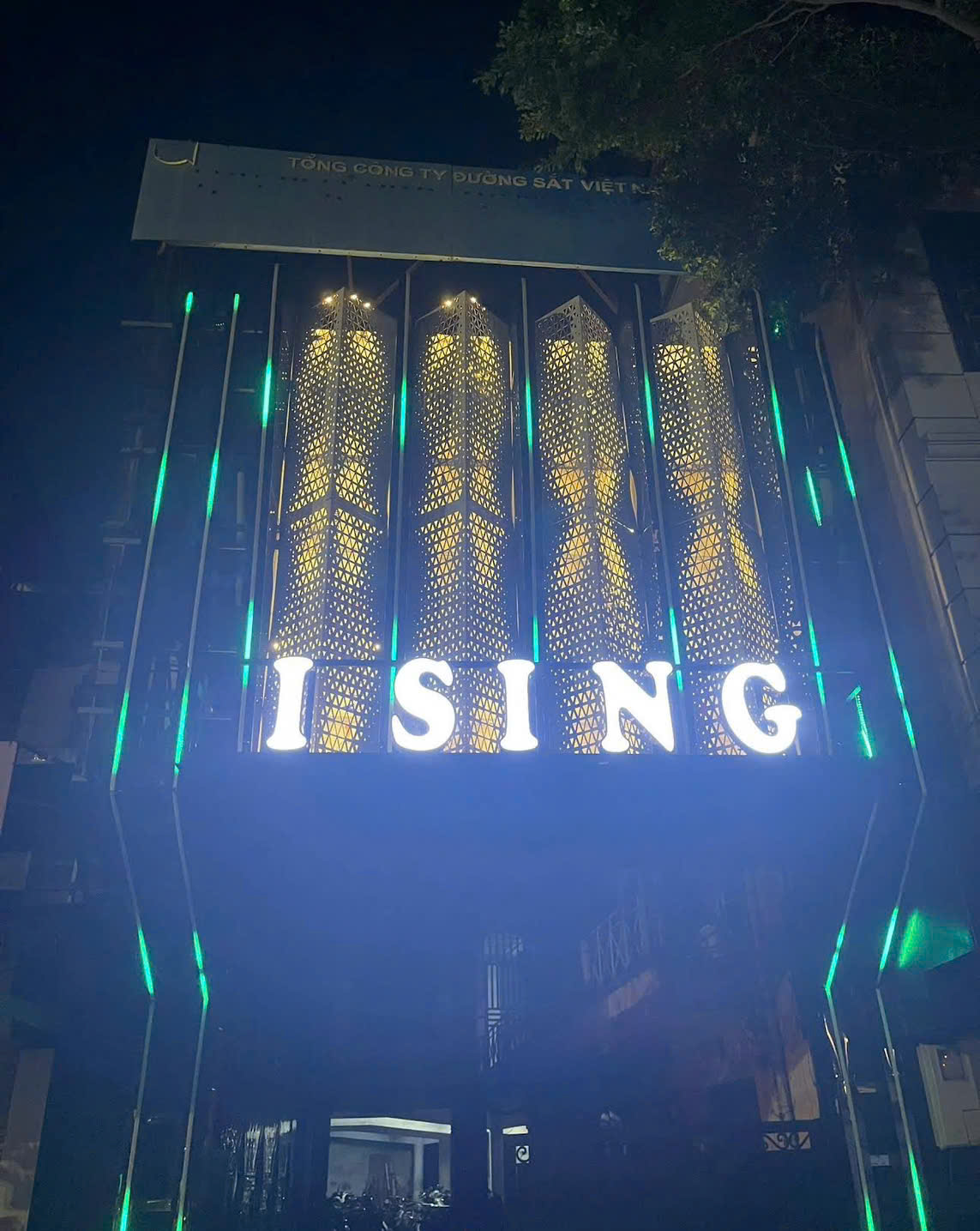 Karaoke Ising