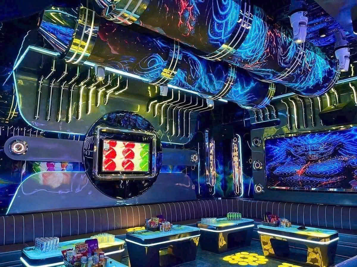 Karaoke Palace Hoàng ??o Thúy